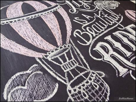 Cuadro pizarra con pompones