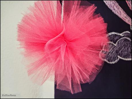 Cuadro pizarra con pompones