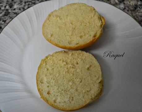 Pan de Hamburguesas con Leche