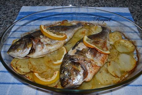 Montaditos de Patata y Dorada