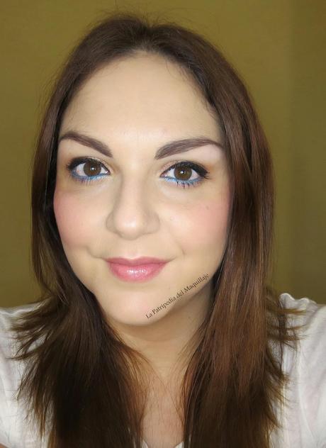 LOOK Delineado natural con un toque de color