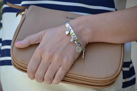 AMARILLO, DORADO, RAYAS....