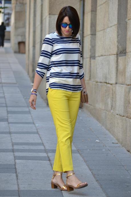 AMARILLO, DORADO, RAYAS....