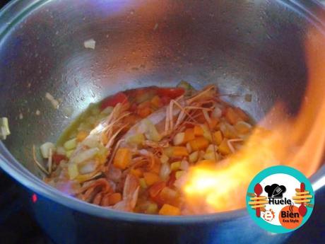 Sopa de arroz con gambones