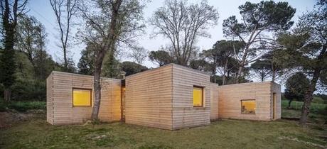 Más madera: casa modular y sostenible de Alventosa Morell Arquitectes. 4 casa GG
