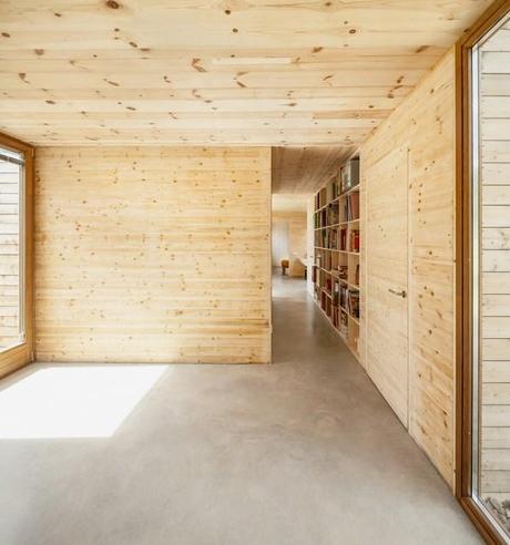 Más madera: casa modular y sostenible de Alventosa Morell Arquitectes. 5 casa GG