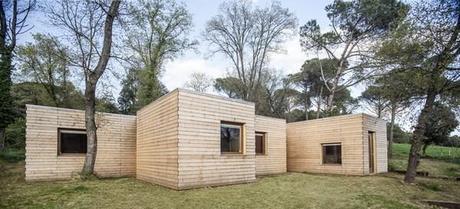Más madera: casa modular y sostenible de Alventosa Morell Arquitectes. 7 casa GG