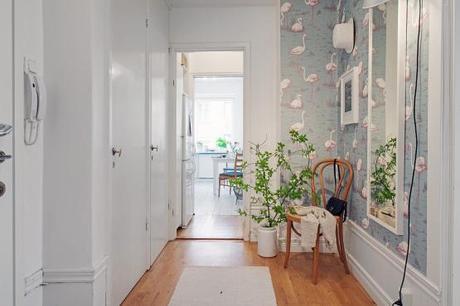 sillón BKF o Butterfly sillas Eames DSW silla Louis Ghost de Kartell pisos pequeños amplios muebles de diseño lámpara FlowerPot de &tradition Interior nórdico espacioso y funcional decoración escandinava blog decoración nórdica 