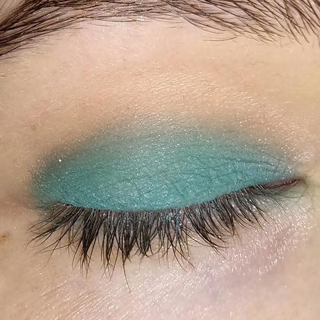 Maquillaje turquesa