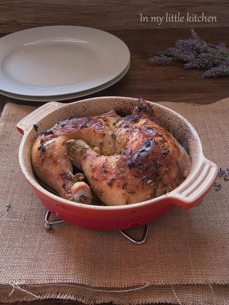 Pollo asado con limón y lavanda