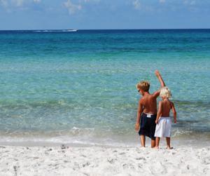 niños enfermos en la playa