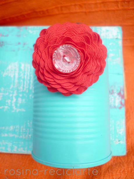 Organizador con latas