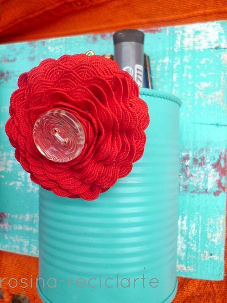 Organizador con latas