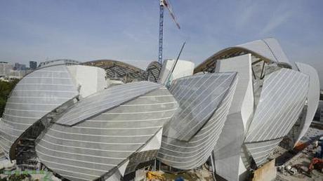 Fundación Louis Vuitton de Frank Gehry abrirá en París Frank-Gehry-Louis-Vuitton_Croquizar-4