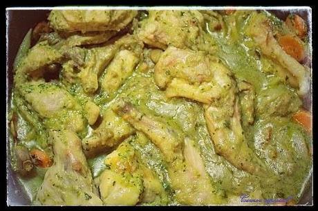 Conejo con setas en salsa Conejo con setas en salsa