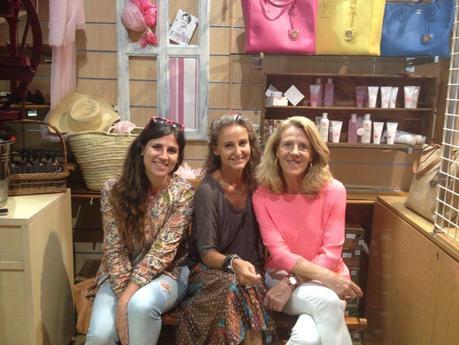 con el equipo Know How La Tienda de Almudena