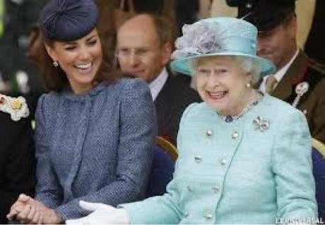 Queridas!! Su majestad la Reina de Inglaterra