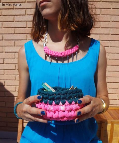 Trapilleando con rosa fluor Trapilleando con rosa fluor