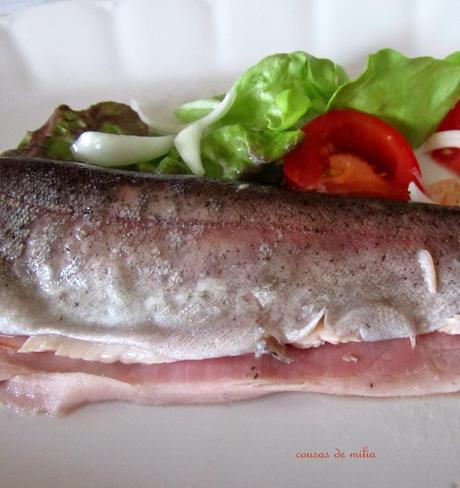 Truchas con bacón al microondas