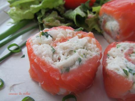 Rollitos de merluza y salmón con salsa de yogurt
