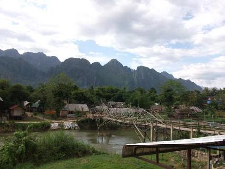 VANG VIENG