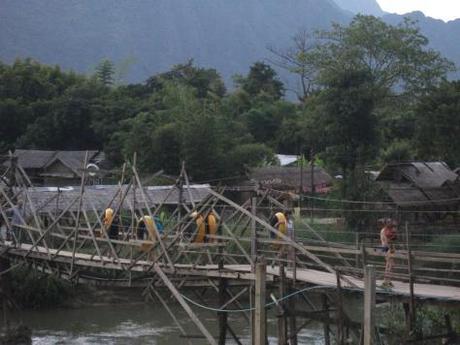 VANG VIENG