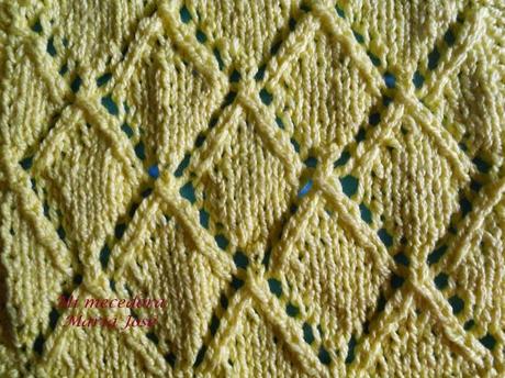 0033.- Punto rombo calado