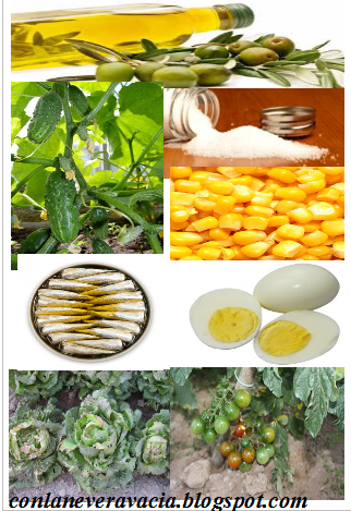 ENSALADA CON PEPINO Y SARDINILLAS.