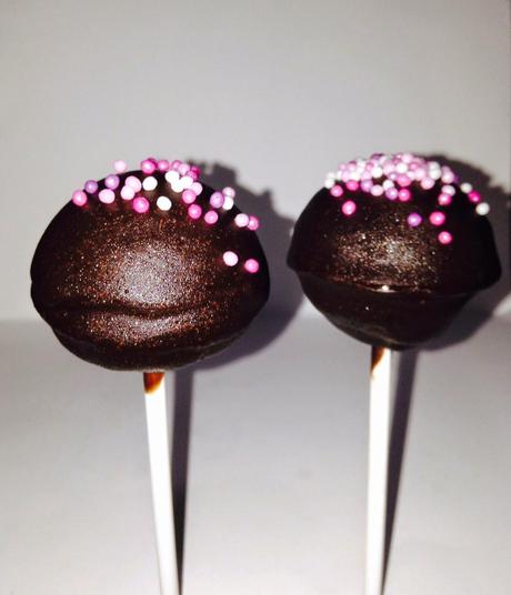 CakePops de frambuesa y chocolate