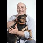 Famosos promueven adopción canina