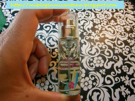 Un olor tropical: like a day in paradise.