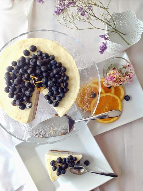 CHEESECAKE DE NARANJA Y ARÁNDANOS CON MERMELADA DE NARANJA DULCE Y FLOR DE SAÚCO