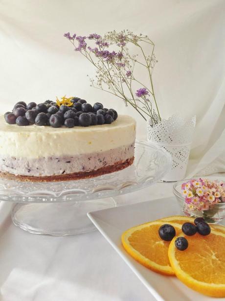 CHEESECAKE DE NARANJA Y ARÁNDANOS CON MERMELADA DE NARANJA DULCE Y FLOR DE SAÚCO