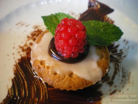 Cake de plátanos con manzanas y naranja confitada