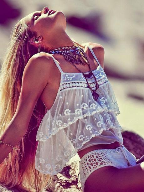 SUMMER INSPIRATION.-