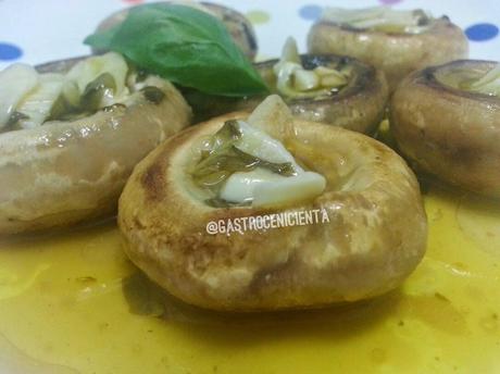 Champiñones al Ajillo y Albahaca