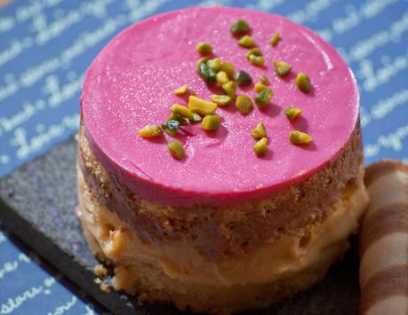 TARTA DE CHOCOLATE A LA CEREZA, RELLENA DE NUTELLA Y DULCE DE LECHE, TARTA 