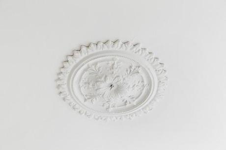 suelo de madera de roble estilo nórdico en piso elegante Detalles de obra extraordinarios decoración de interiores carpinteria marcos molduras en decoración carpintería de ventanas y puertas blog decoración interiores nórdicos 