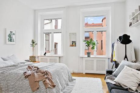 suelo de madera de roble estilo nórdico en piso elegante Detalles de obra extraordinarios decoración de interiores carpinteria marcos molduras en decoración carpintería de ventanas y puertas blog decoración interiores nórdicos 