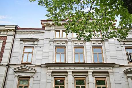 suelo de madera de roble estilo nórdico en piso elegante Detalles de obra extraordinarios decoración de interiores carpinteria marcos molduras en decoración carpintería de ventanas y puertas blog decoración interiores nórdicos 