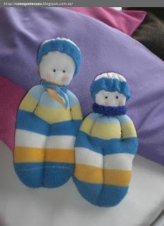 Muñecos a partir de calcetines (rep)