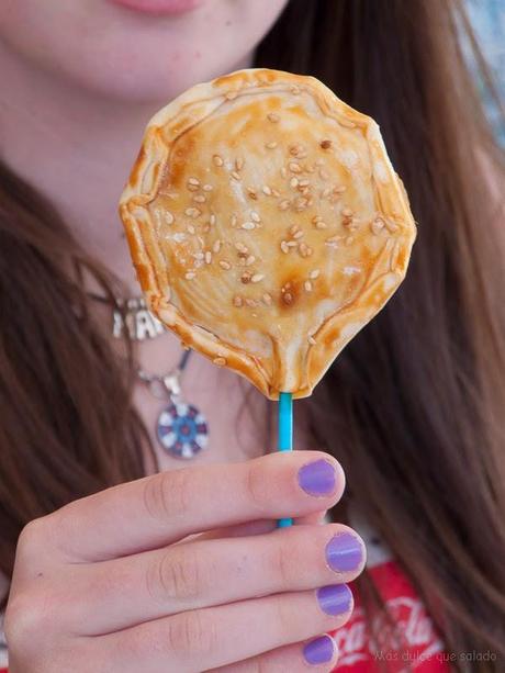 Piruletas de atún y tomate