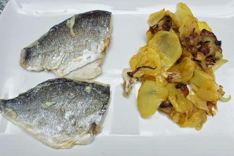 Doradas con patatas pochadas al vino
