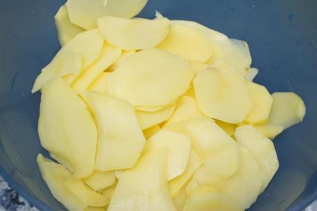 Doradas con patatas pochadas al vino