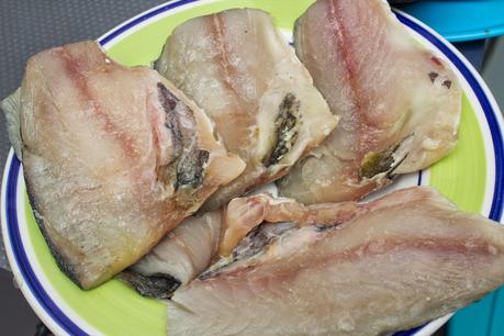 Doradas con patatas pochadas al vino