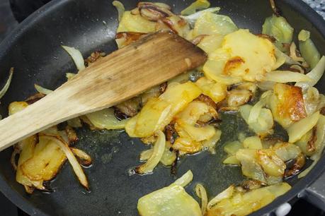 Doradas con patatas pochadas al vino