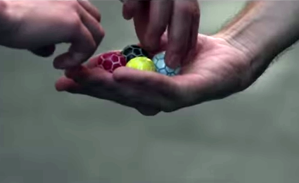 Alucina en colores con las Footballs de Vidal