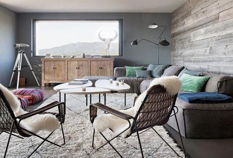 Sala de estar de La casa de la colina en Córcega