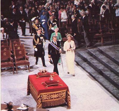 Holanda: Proclamación Reina Beatriz I