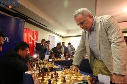 El Salvador no votará por Garry Kasparov